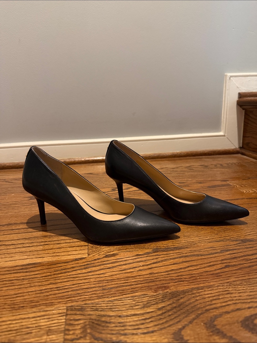 Ralph Lauren Black Leather Pointed-Toe Pumps